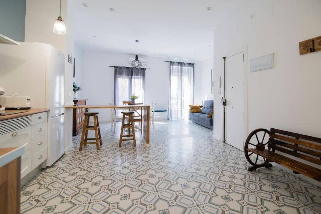 Cozy Flat In City Center Feel The Vibe Selfcheckin Valencia Exteriör bild